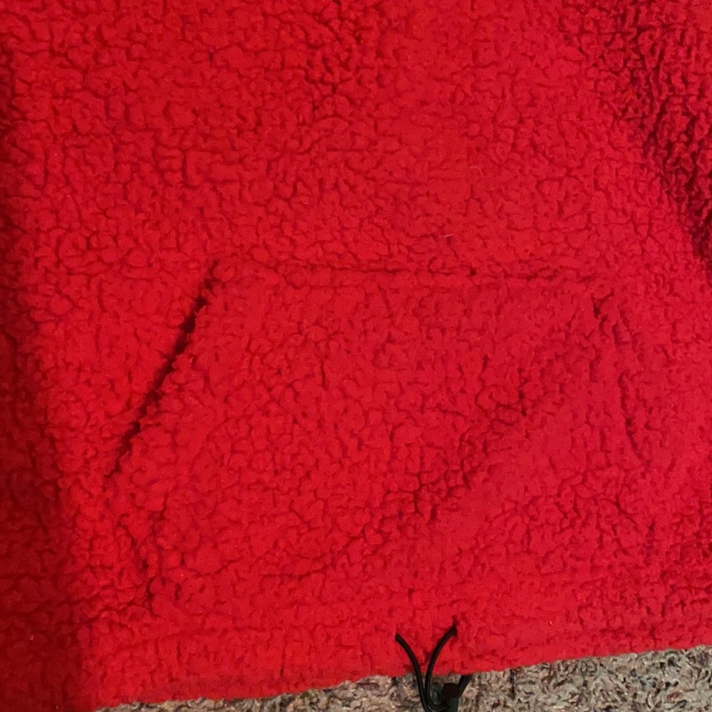 Red sweater - Picture 3 of 4